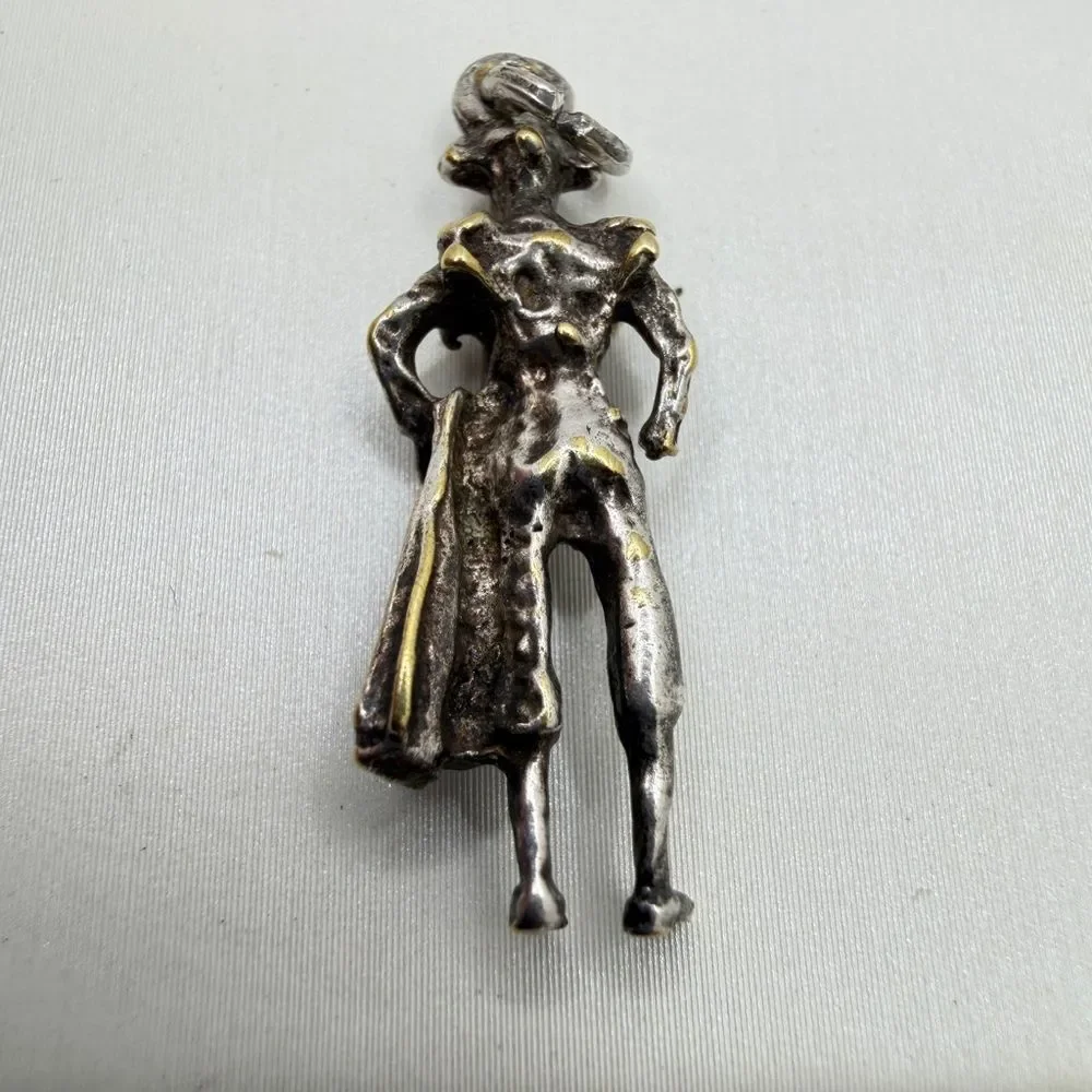 Silver tone metal Vintage Matador Charm/Pendant!‎